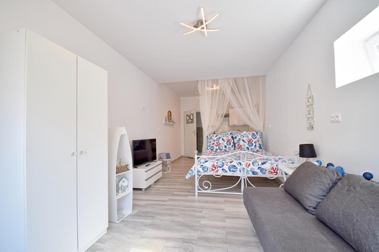 Apartamento Pensjonat Perelka Ustronie Morskie Exterior foto